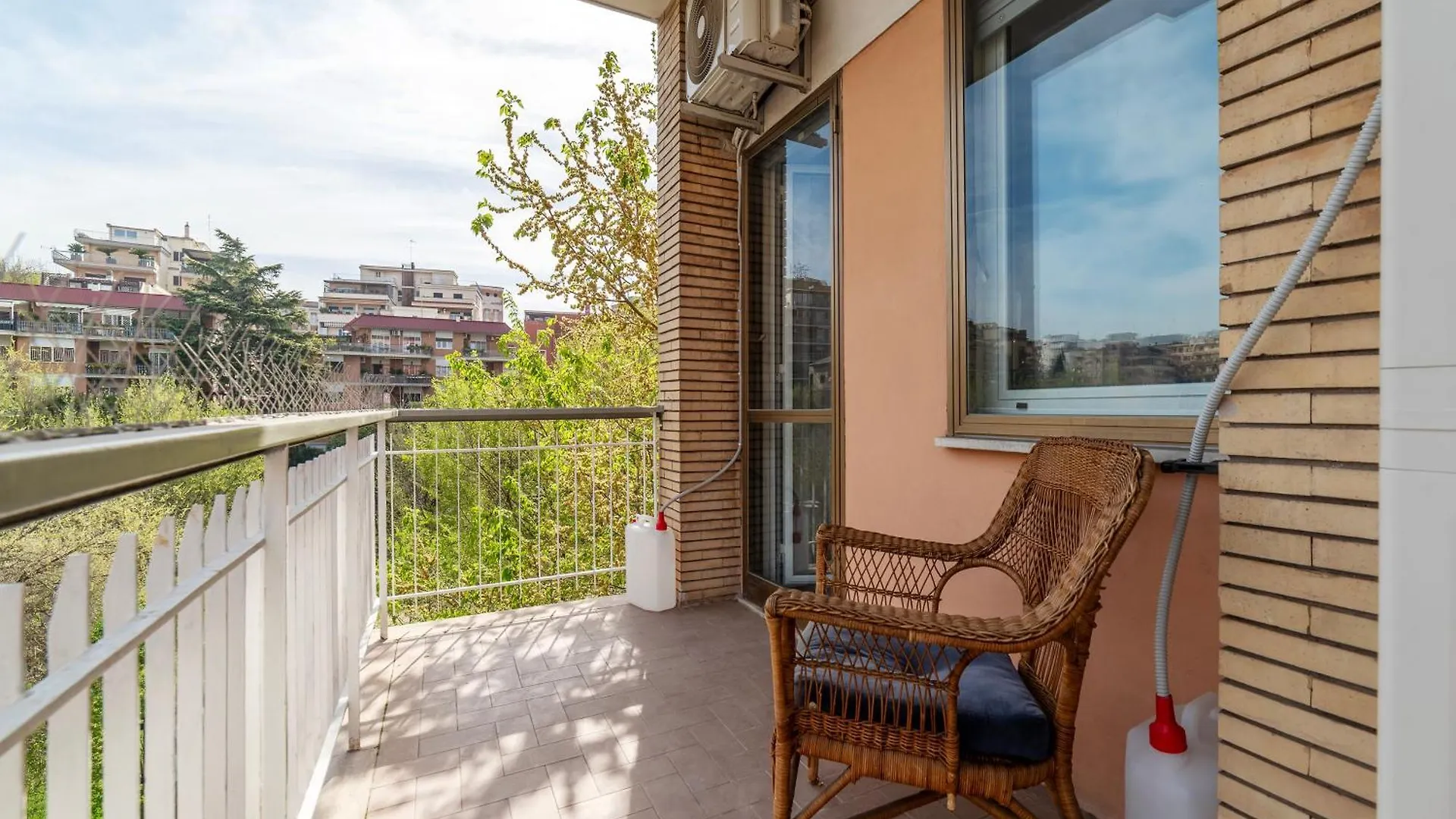 4 Winds Holiday Rental Rome Apartment